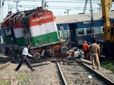 Five killed as express train derails in UP