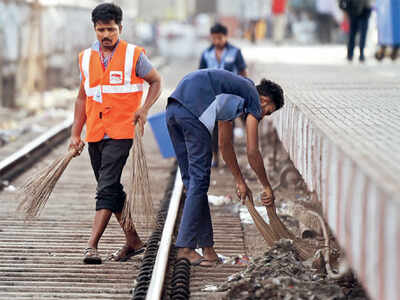 Kalyan, Kurla and Thane among the 10 dirtiest stations in the country