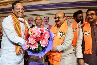 How Karnataka new CM Basavaraj Bommai's family celebrated after he was announced Yeddyurappa successor