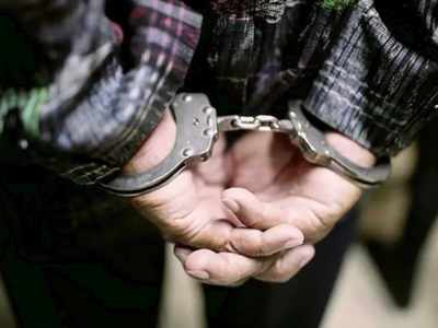 Notorious thief held with Rs 8 lakh booty