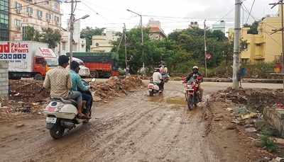 Bengaluru's HSR Layout needs road fixed