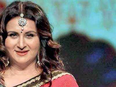 Poonam Dhillon returns after five years to play mom
