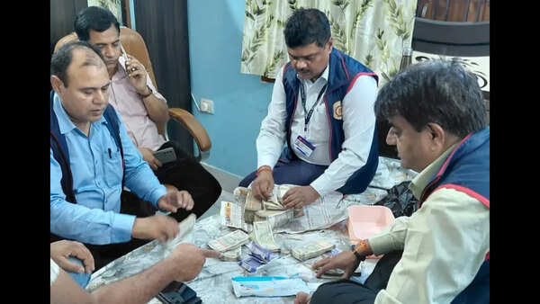 EOU unearths cash, gold during raids on RWD engr’s premises