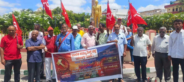 CPM protests fuel price hikes