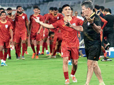 Stimac worried players will miss camp due to ISL
