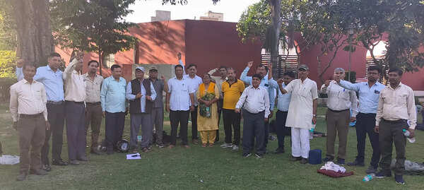 Unions seek Rs 30,000 minimum wages & release of workers, plan protest at Gurgaon DC’s office