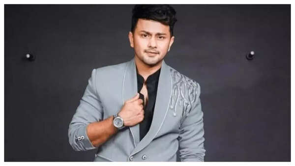 Exclusive - Bigg Boss 19's Awez Darbar reacts to rumours of paying Rs 2 crore penalty to make a voluntary exit; says 'Staying in BB is like earning crores, why would I walk out?'