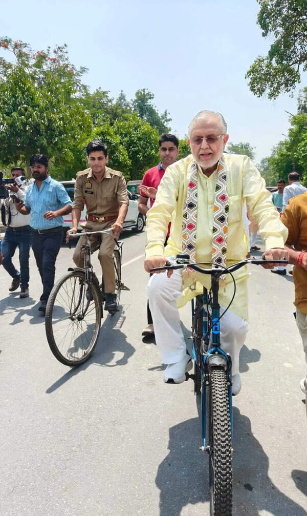 UP minister cycles his way to office; backs fuel conservation drive