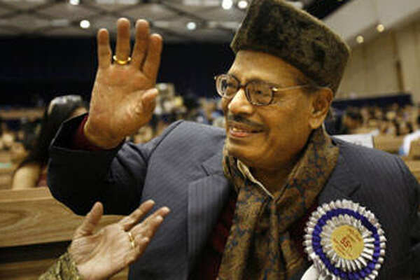 When a Bhimsen Joshi duet gave  Manna Dey cold feet