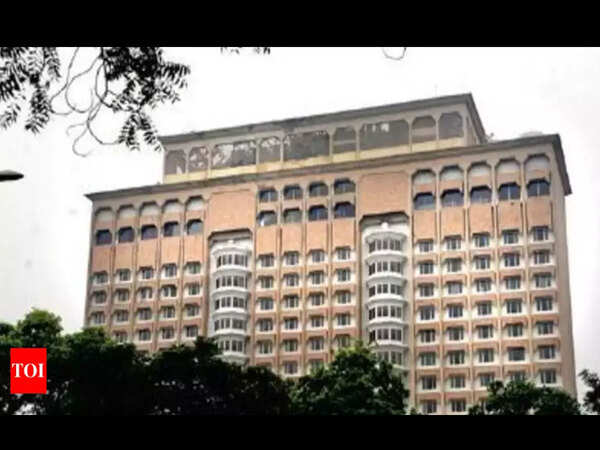 Taj Mansingh auction on September 28