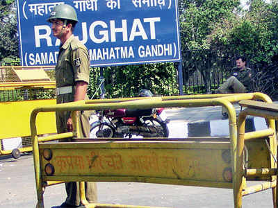 Rajghat closure: Gandhians to protest at Grant Road stn today
