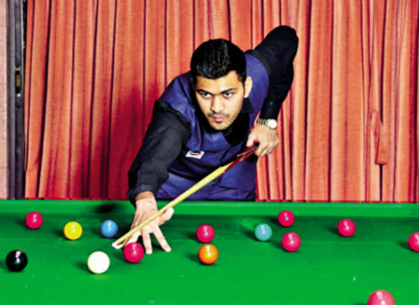 Ahmedabad cueists in corona pocket