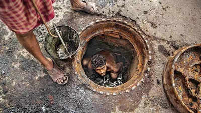 Parliament: Over 300 died while cleaning sewers, septic tanks in last 5 years, says Centre