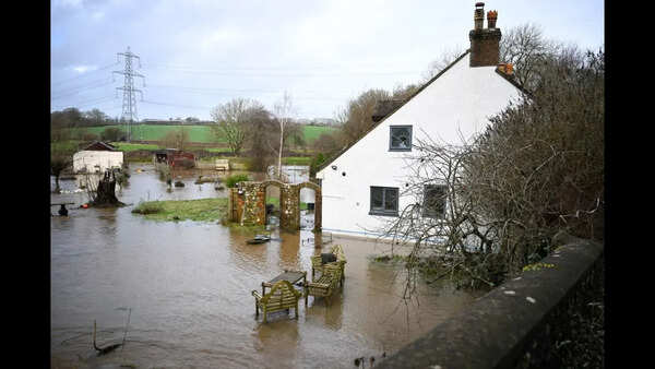 80% of England’s high-risk flood homes now in urban areas