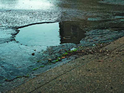 Potholed road: Hospital or BBMP to blame?