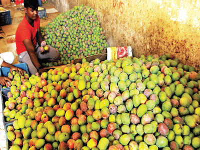 Mango lovers, it looks like your favourite fruit is not going to hit the market any time soon
