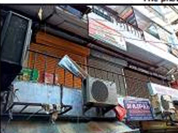 Medicine supply shortage affects retail stores in Lucknow