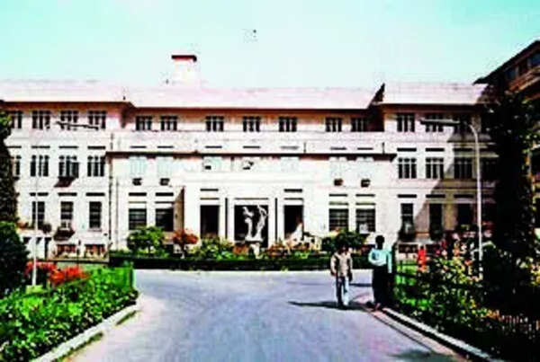 SMS hospital sacks 2 audiologists, upgrades ENT facilities
