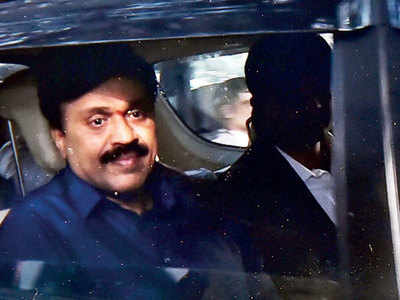 Mining baron Janardhana Reddy held in bribe case