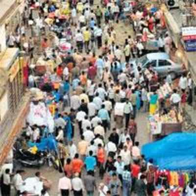 Mumbai's first no-car street at Zaveri Bazaar