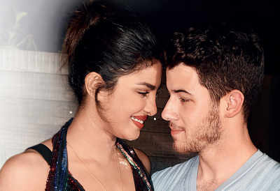 Priyanka Chopra, Nick Jonas' Mumbai reception on December 20