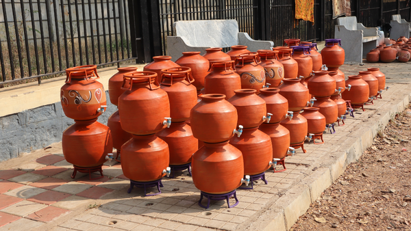 Earthen pots make summer comeback