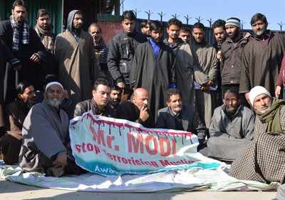 MLA protests civilian death; stages protest in Pulwama town