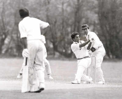 Pak great Hanif Mohammad dies