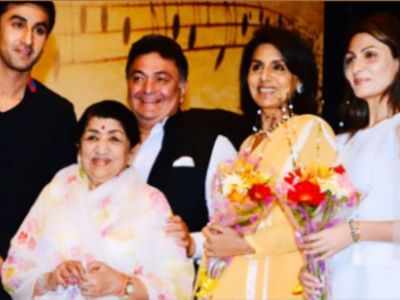 Riddhima shares never-seen-before pictures of Rishi Kapoor