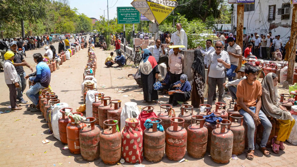 India resorts to LPG spot buying to bridge West Asia supply gap