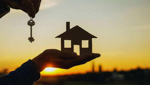 What are the 4 types of Real Estate and which one is becoming more lucrative