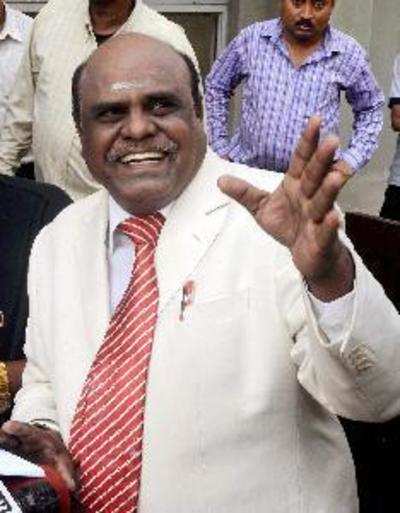 Justice Karnan arrested in Coimbatore by West Bengal police