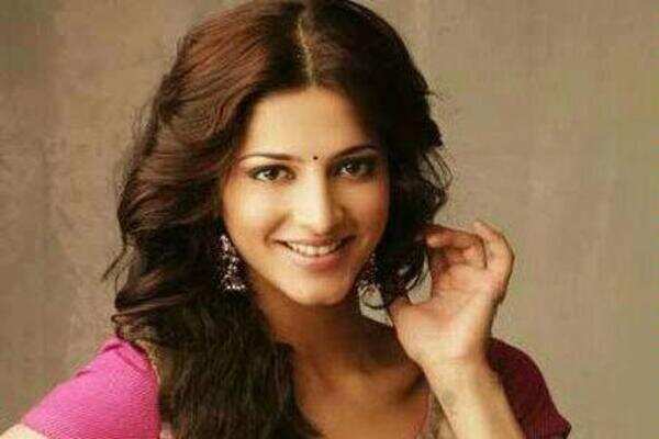 Shruti opts out of Karthi film