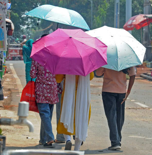 Jharsuguda, Talcher sizzle at 44°C; Bhubaneswar sweats at 42.1