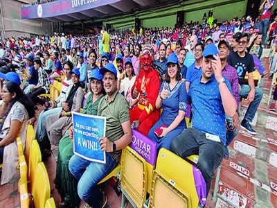 Cricket fun for expectant mothers