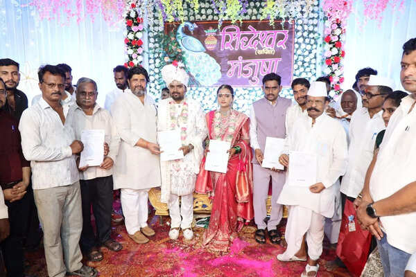 Wedding with a purpose: Nanded family gives Rs 1 lakh accident insurance cover to each villager as return gift