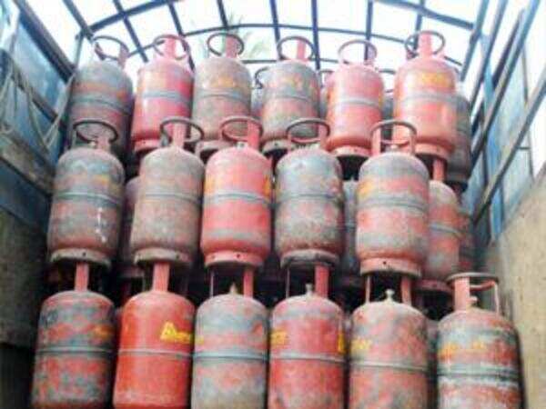 Transparent LPG cylinders soon to keep a tab on gas quantity