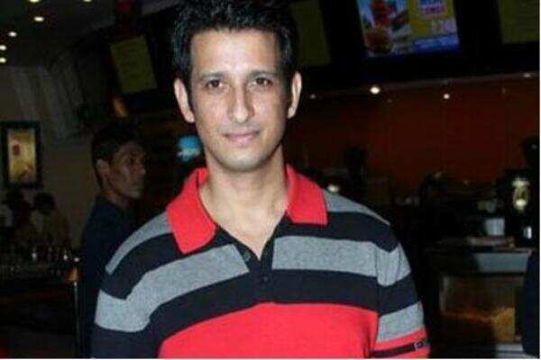 Sharman Joshi miffed with the makers of 3 Bachelors