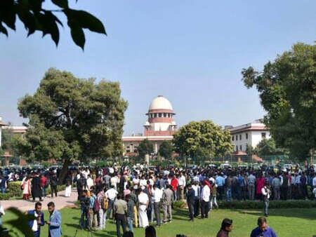 SC precinct, CJI's courtroom witness rare site on judgement day