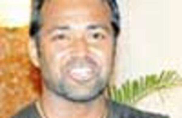 Leander Paes loses his voice