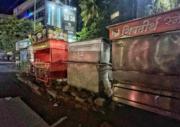 10pm dilemma: Pune CP says licensed restos exempt, local cops force closure