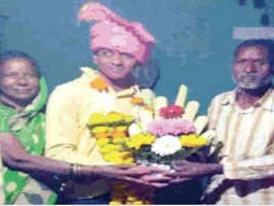 Waiter from Kolhapur becomes police sub-inspector