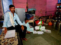 Spurious liquor death toll up to 17, CID collects evidence from dens