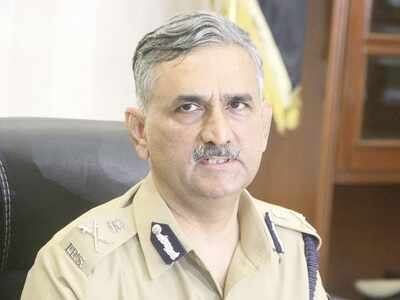 Consider stable tenure while deciding Maharashtra DGP's extension: Bombay High Court