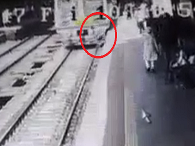 Mumbai: Mystery woman leaps in front of train at Ghatkopar, survives without a scratch