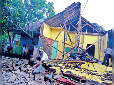 Earthquake kills 3 in Indonesia