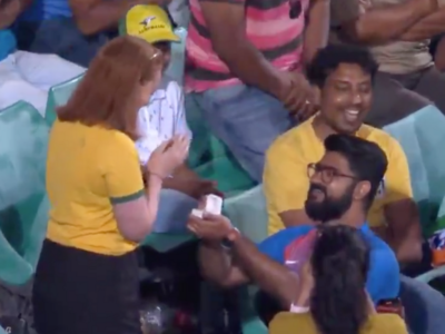 India vs Australia: Marriage proposal during second ODI at SCG wins hearts