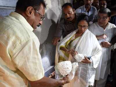 TMC, BJP blame each other for damaging Vidyasagar's statue