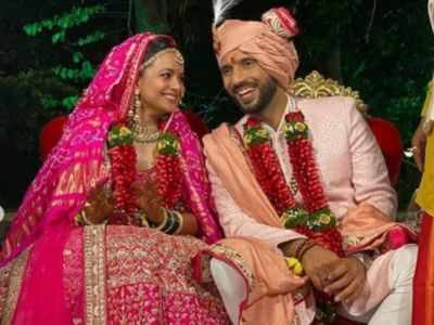 Choreographer Punit Pathak ties the knot with Nidhi Moony Singh in Lonavala, see photos and videos