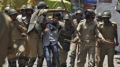 A teenager killed by security forces while Rajnath Singh was meeting Kashmiri leaders